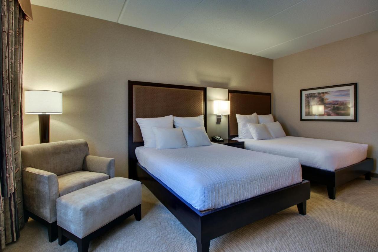 Standard Queen Room